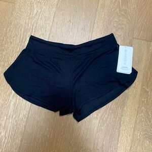 Athleta size small well rested rib  sleep short black